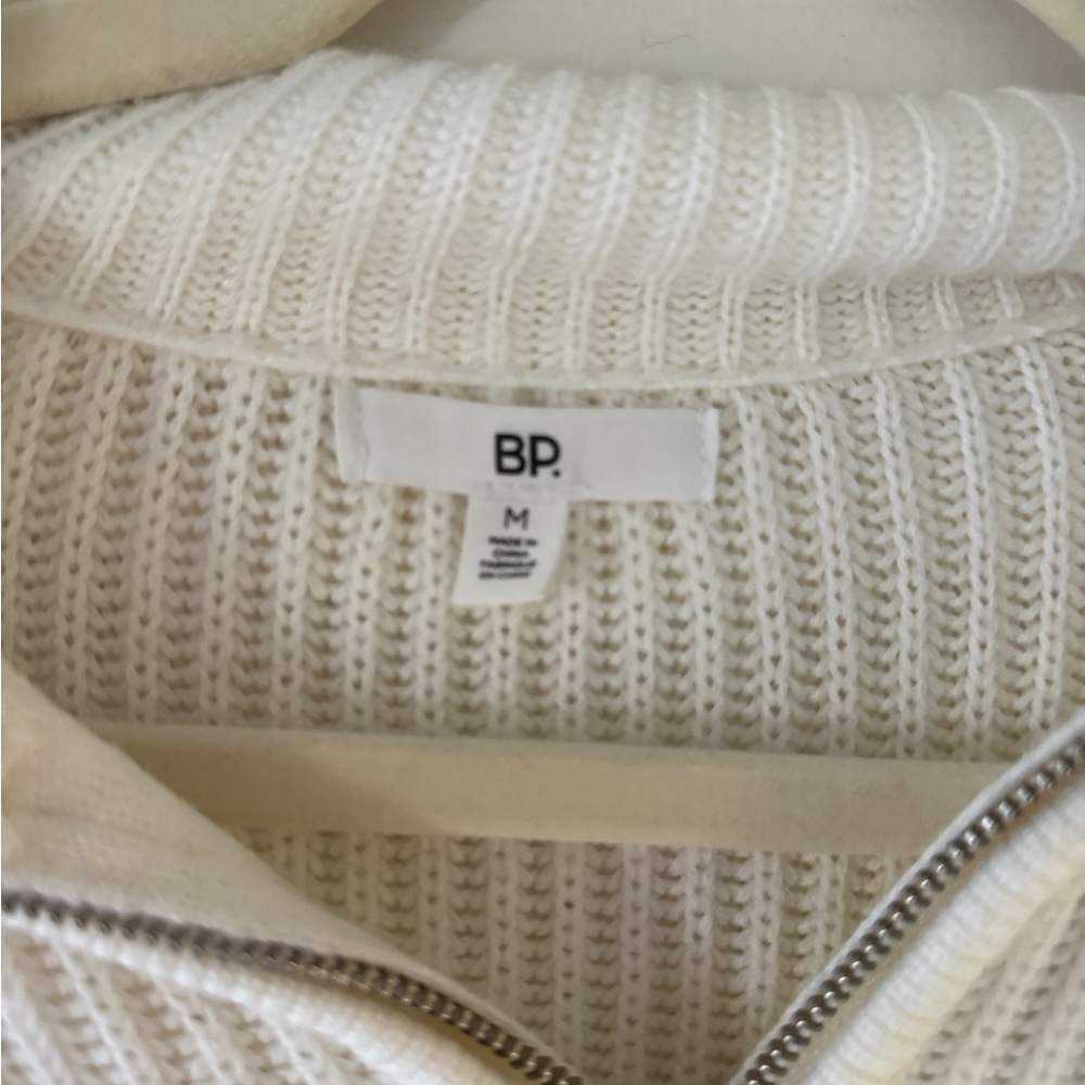 QUARTER ZIP - Picture 3 of 3